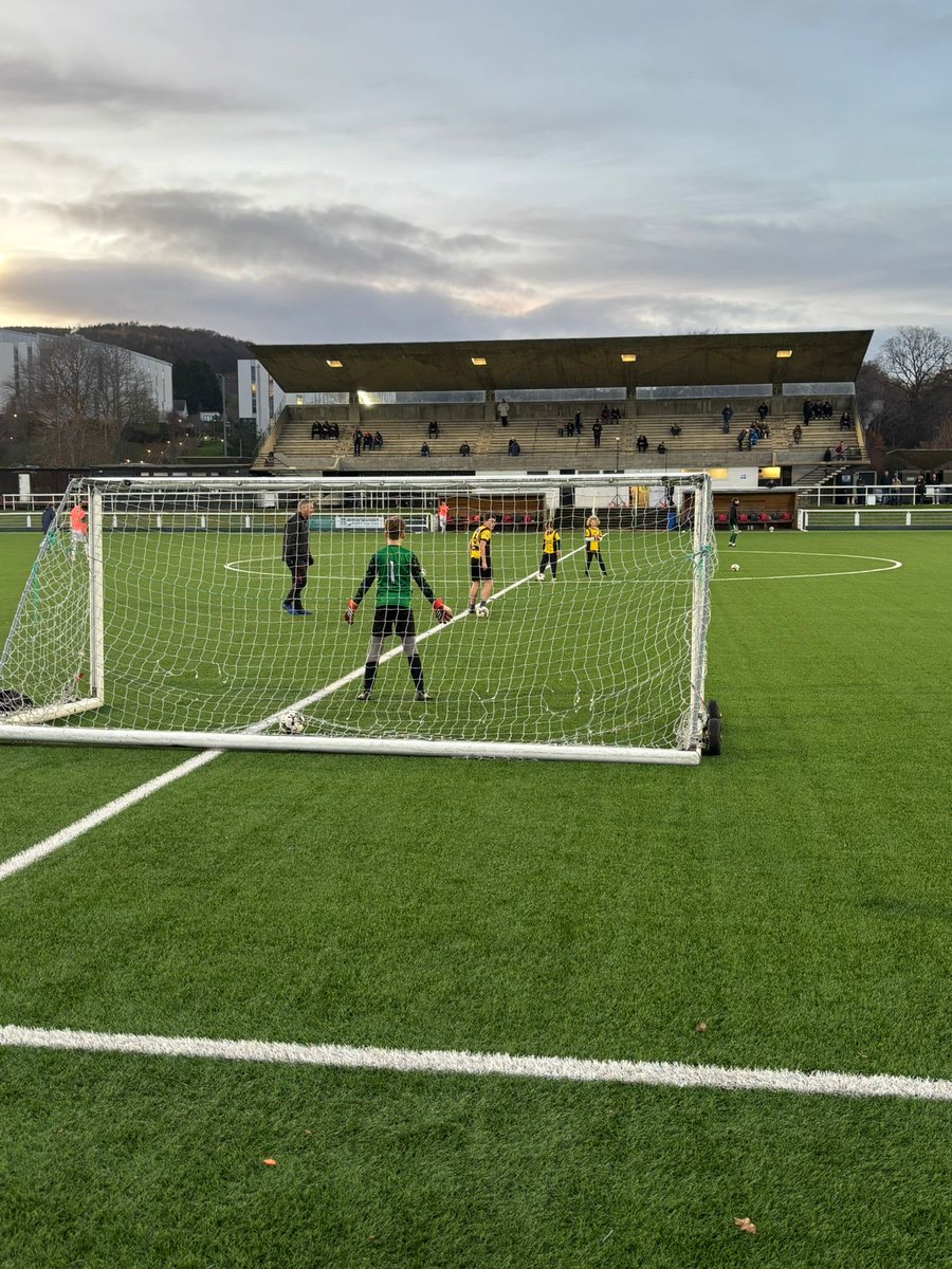 fairydeanrovers's tweet image. 🤩 Some Fun Football skills on display yesterday! 🪄 🌟 🥅 

🤗🙌🏻🏐 Melrose Fun Football team took to the pitch at half time v University of Stirling

😊 We hope you all enjoyed your day &amp;amp; look forward to welcoming you all again 

#GETINVOLVED ❤️🖤