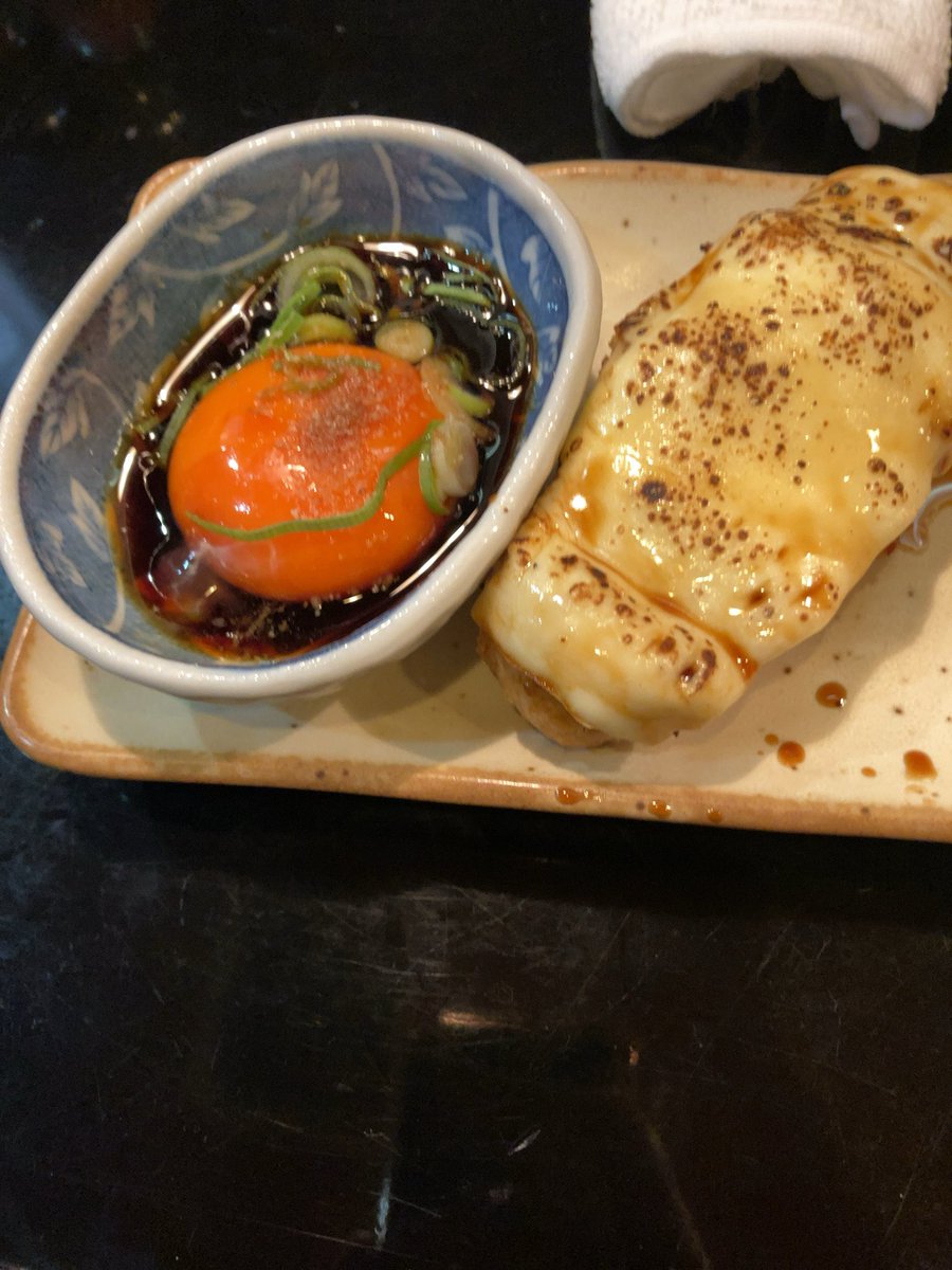 本日2件目は、焼き鳥屋さんに寄せていただいとりま！