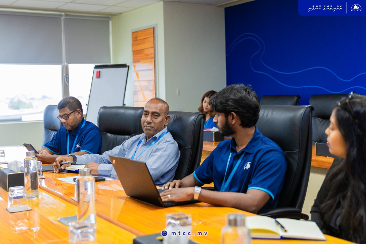 MTCCPlc's tweet image. Our MD DCP (Retd) Ahmed Saudee and team met with MP Hon. Ahmed Saleem and Eydhafushi Council. Discussions focused on ongoing projects. #MTCCProjects #RayyithungeKunfuni
