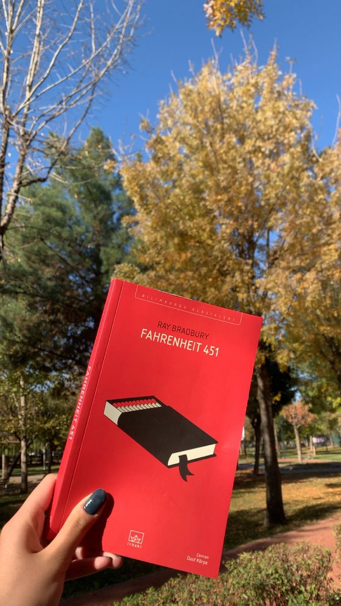 evrintk's tweet image. yeni gün, yeni kitap ve yeni hayatlar