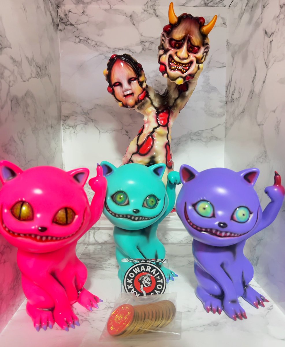 明日の入場抽選の良番祈願を 除々神様とTAMAに🙏🙏🙏 招き手のTAMA1匹