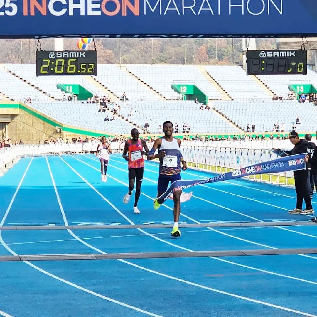 Congratulations to Gerba Dibaba 🇪🇹! 🧡💙
1st place at Incheon Marathon 2:06:52

#nike #nikerunning #rosassociati #roadrunning #marathon