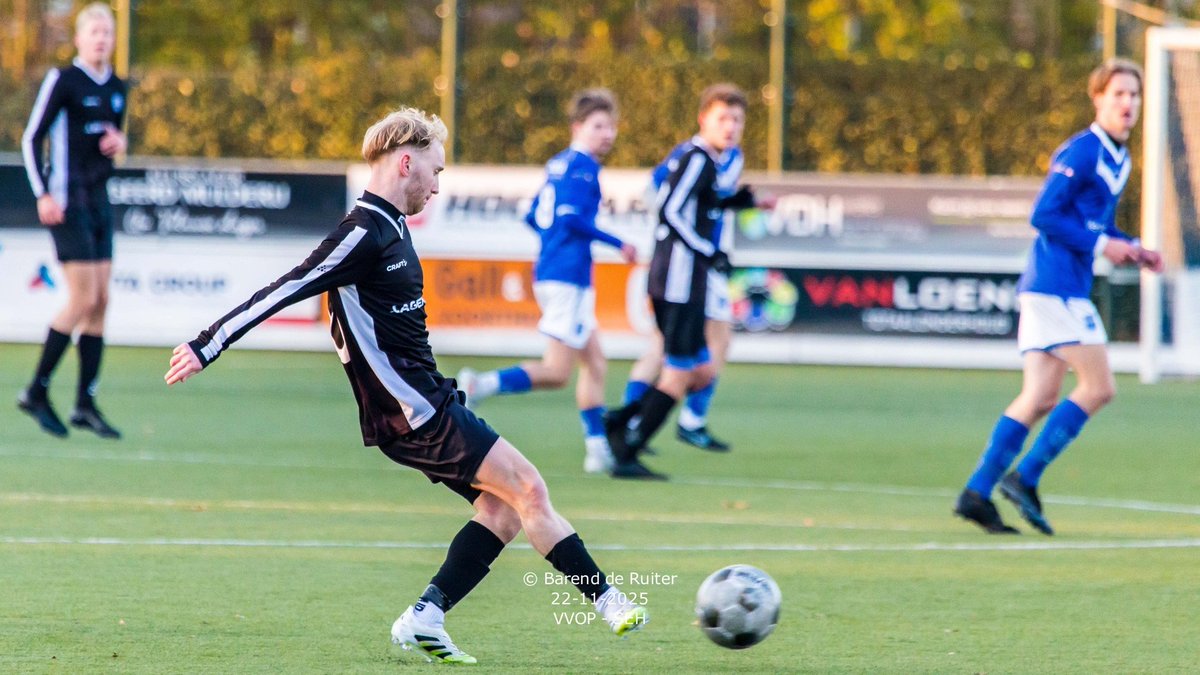 💙🤍UITGEBREID VERSLAG EN FOTO'S: SEH onderuit in Voorthuizen (3-1).

Lees en bekijk meer @ vvseh.nl/fotos-seh-onde…

<a href="/VVOP1/">VVOP 1</a> 
  
📸Barend de Ruiter

#oost3N #competitie #vvoseh #heteerste #wijzijnseh