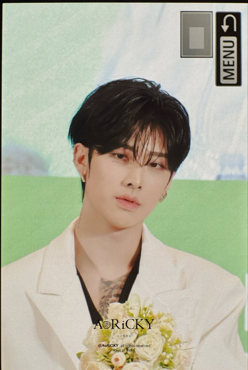 リッキー　① ZB1のリッキーによるラグジュアリーストリートな爆イケコーデ | メンズ