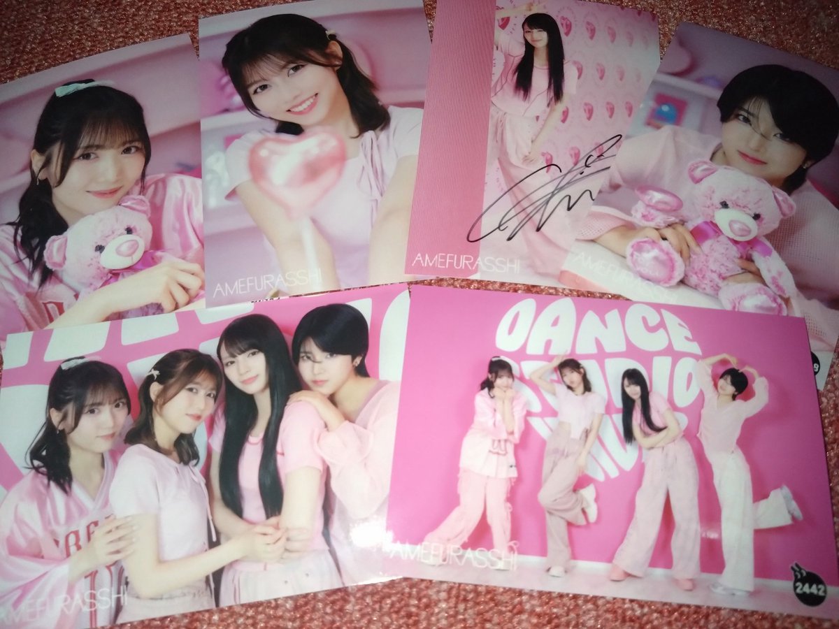 EARTHREE555's tweet photo. 初めてAMEFURASSHIのフリーライブに行ってきた💕
やっぱり生で聴く迫力もあり、ダンスも格好良かったぁ〜🥰
皆可愛かったな💓

#AMEFURASSHI
#MTA2
#小島はな
#鈴木萌花
#市川優月
#愛来 https://t.co/NZ483Moupm