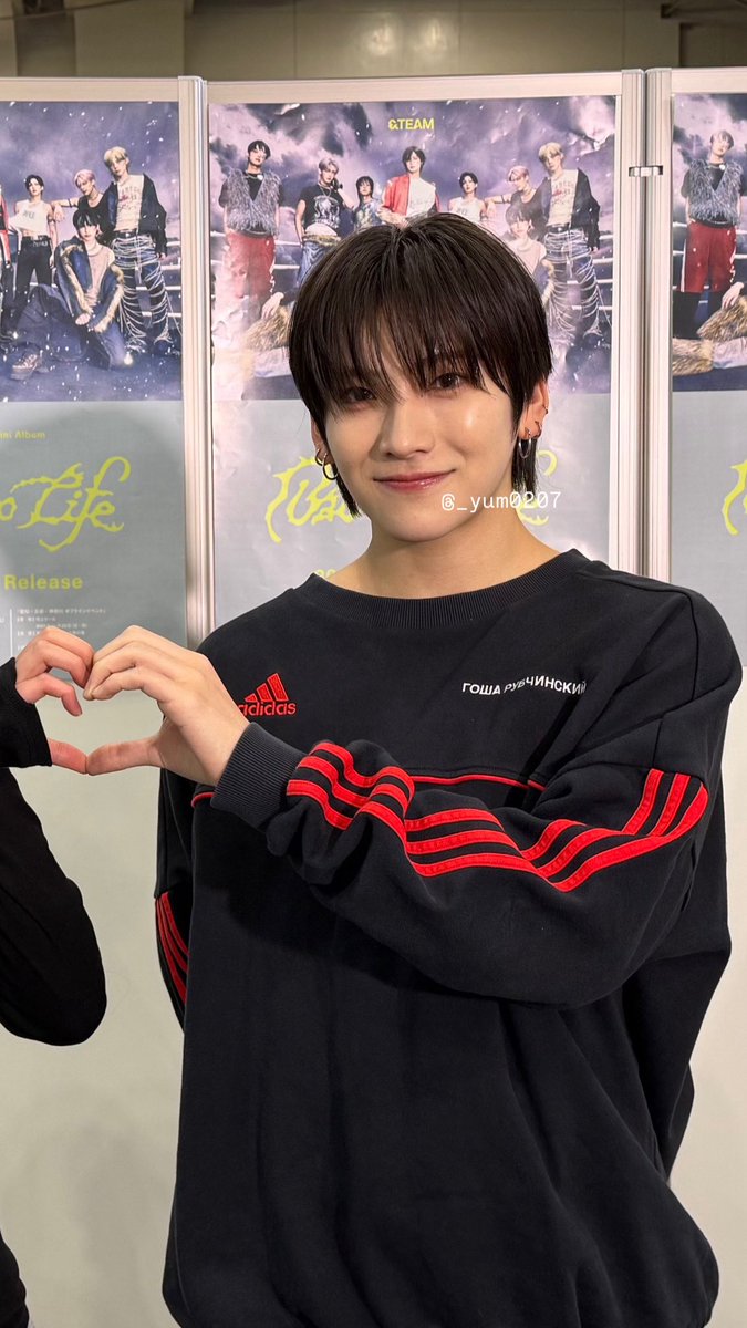 ζ,†=⊃၈ホクロ (@_yum0207) / Posts / X