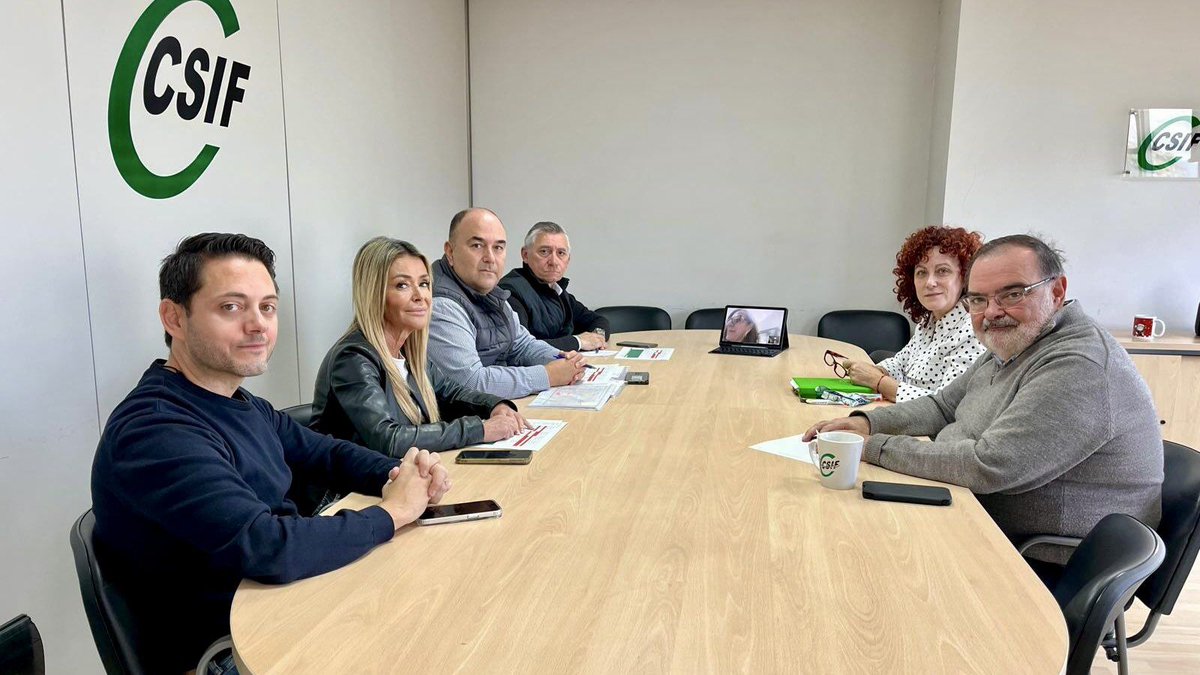 CSIFCV's tweet image. Resumen semanal CSIF:
➡️CSIF condena graves agresiones a personal Centro Salud La Coma
➡️Reunión delegados Administración del Estado CSIF CV
➡️Reunión delegados Sanidad CSIF Valencia
➡️CSIF denuncia abandono a Policía Local e incumplimientos de Ayuntamiento l´Eliana