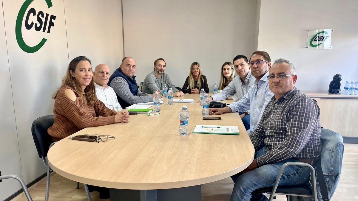 CSIFCV's tweet image. Resumen semanal CSIF:
➡️CSIF condena graves agresiones a personal Centro Salud La Coma
➡️Reunión delegados Administración del Estado CSIF CV
➡️Reunión delegados Sanidad CSIF Valencia
➡️CSIF denuncia abandono a Policía Local e incumplimientos de Ayuntamiento l´Eliana