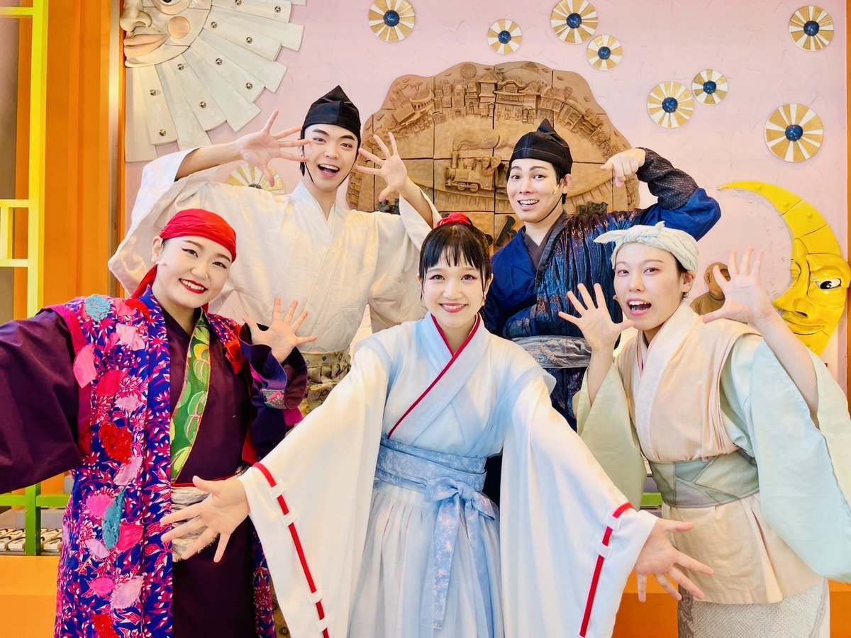 RenaYamasaki's tweet image. #新鶴姫伝説 
本日も1公演無事終了しました〜🕊️
ご来場ありがとうございました🫶
今日はこの5人でステイタス会員の皆様とお写真会📸💗なんかこの5人の組み合わせ…レアじゃない⁉️笑
撮れたお写真いつか見せて🤣