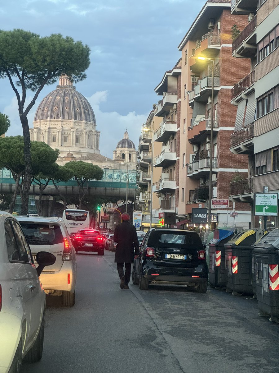 Angoli di #roma buona domenica 🤩