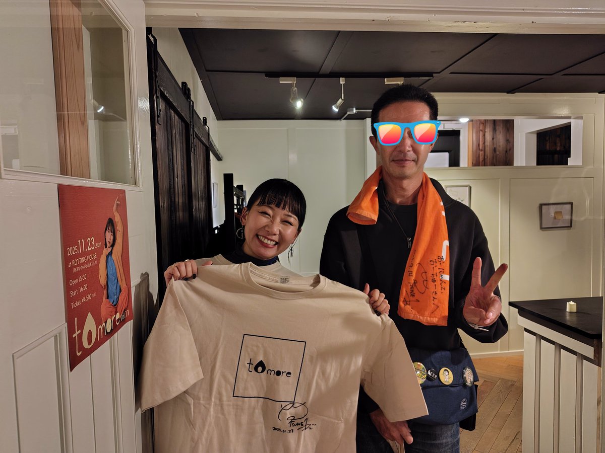 v41f4DHgOX48618's tweet image. #tomore vol.11終わりました。
今回も、ステキな歌声を聴くことが出来感激でした！！笑いあり、涙あり、その他諸々ありありの、あっという間の2時間でした。
TSUNEIさん、ご一緒した皆さん、ありがとうございました。
3つ目のキーワードで困らせてしまい、すみませんでした（笑）
#TSUNEI