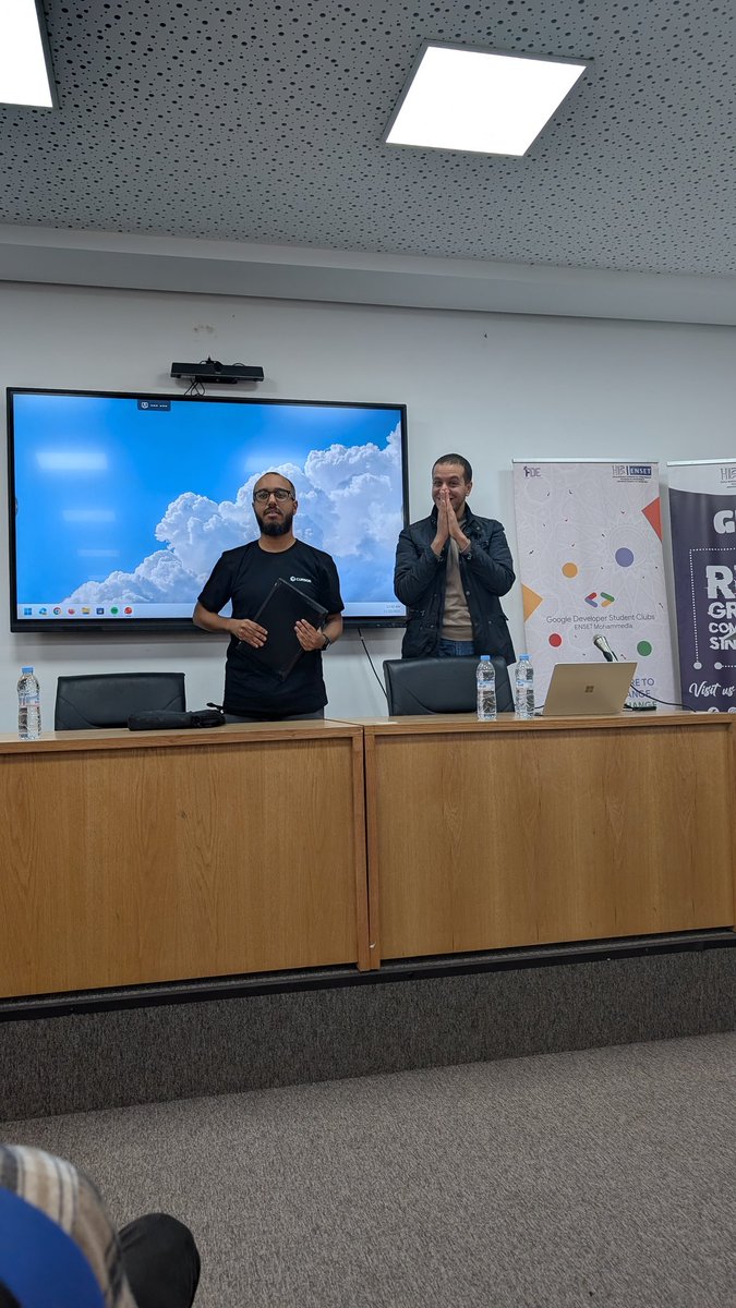 Wafwaf 14 tweet media