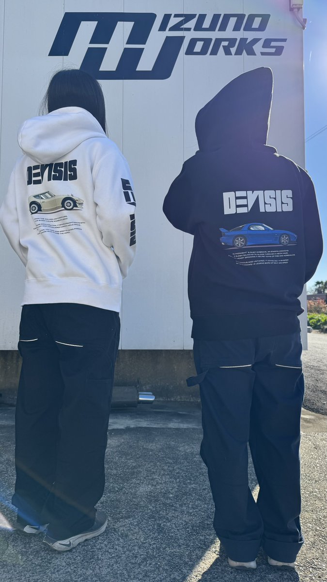 お知らせ👿✨】 DEVISIS Zパーカー（白） 残り14点となりました