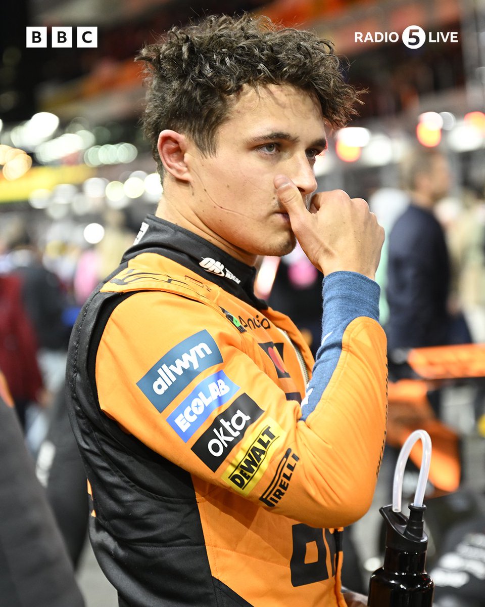 Lando Norris and Oscar Piastri have been disqualified from the #LasVegasGP

Points immediately after race:
1⃣ Norris - 408 points
2⃣ Piastri - 378 
3⃣ Verstappen - 366 

Points now:
1⃣ Norris - 390
2⃣ Piastri - 366
3⃣ Verstappen - 366

🏆 It's all to play for in Qatar next ✈️