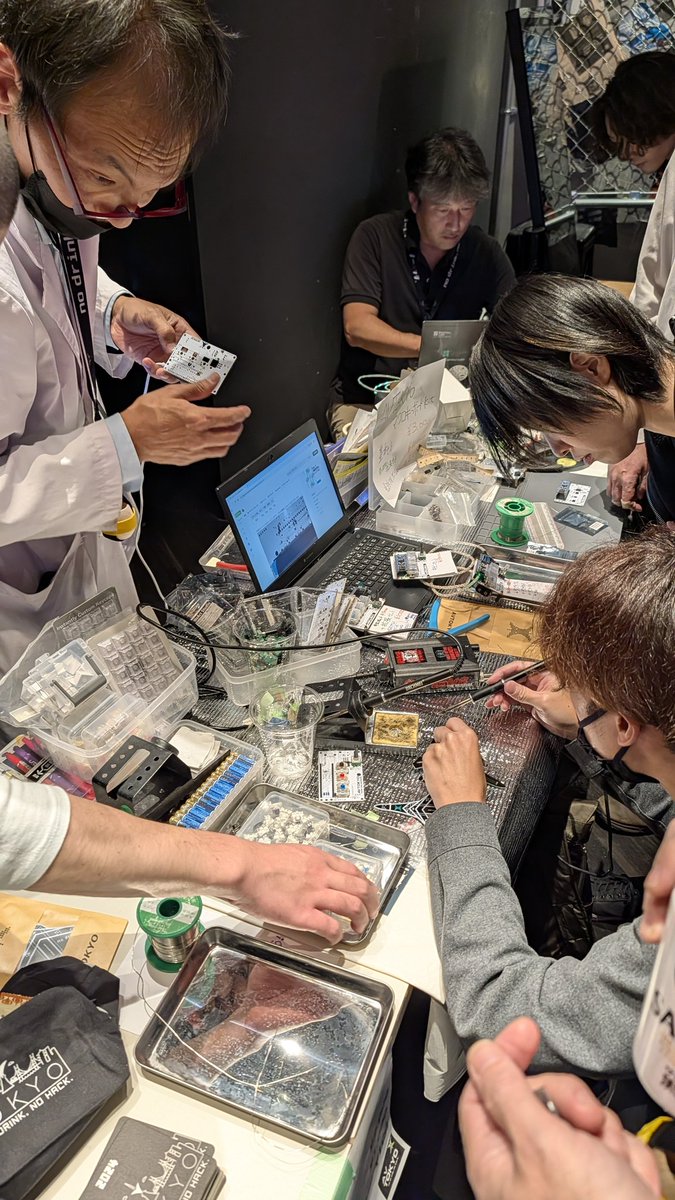 avtokyo tweet media