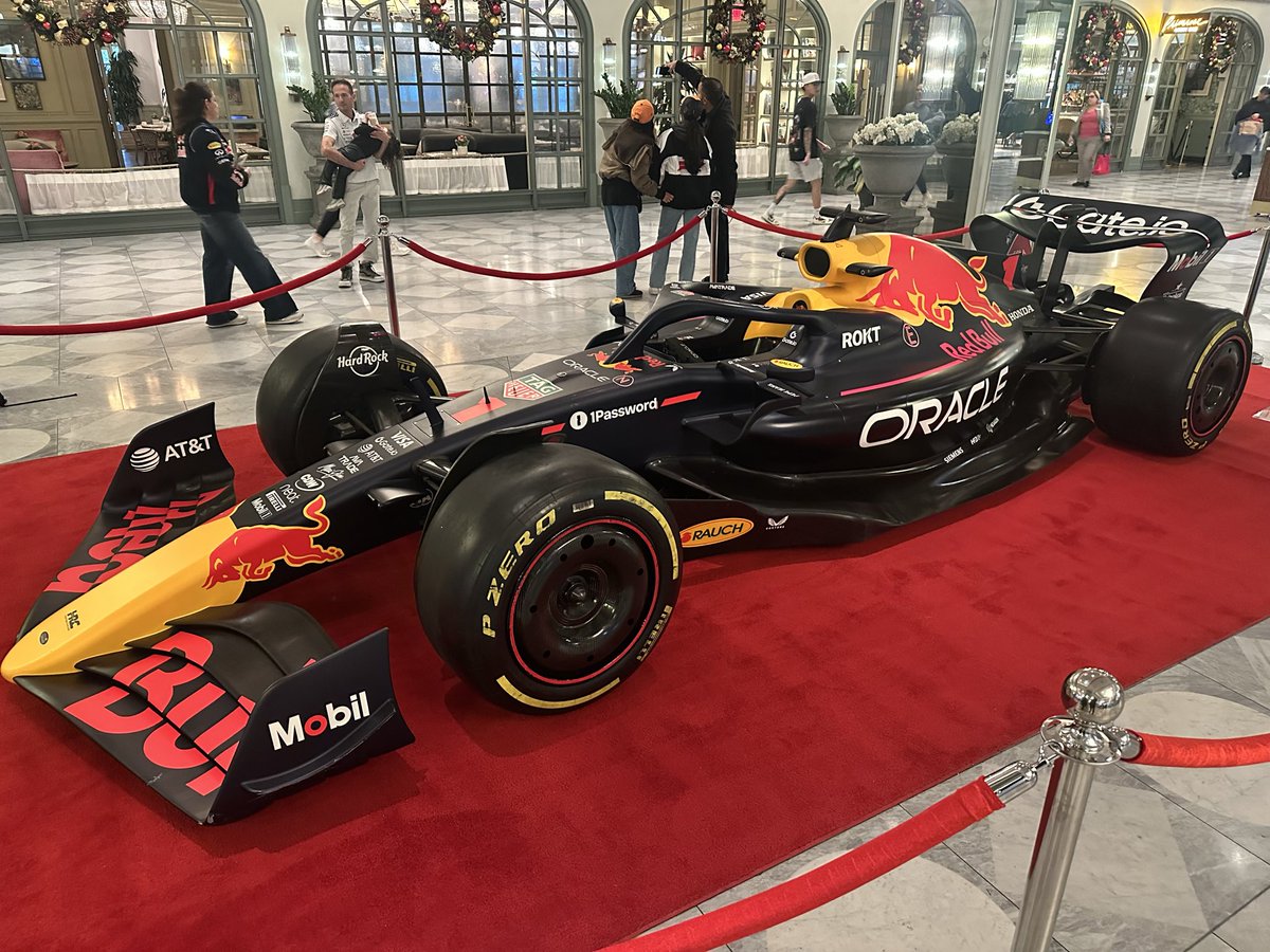 Capt_Fishpaste's tweet image. Don’t think F1 will ever be my sport, but you can’t help but be wowed by the speed and sounds and pure majesty of these machines. Another great experience.