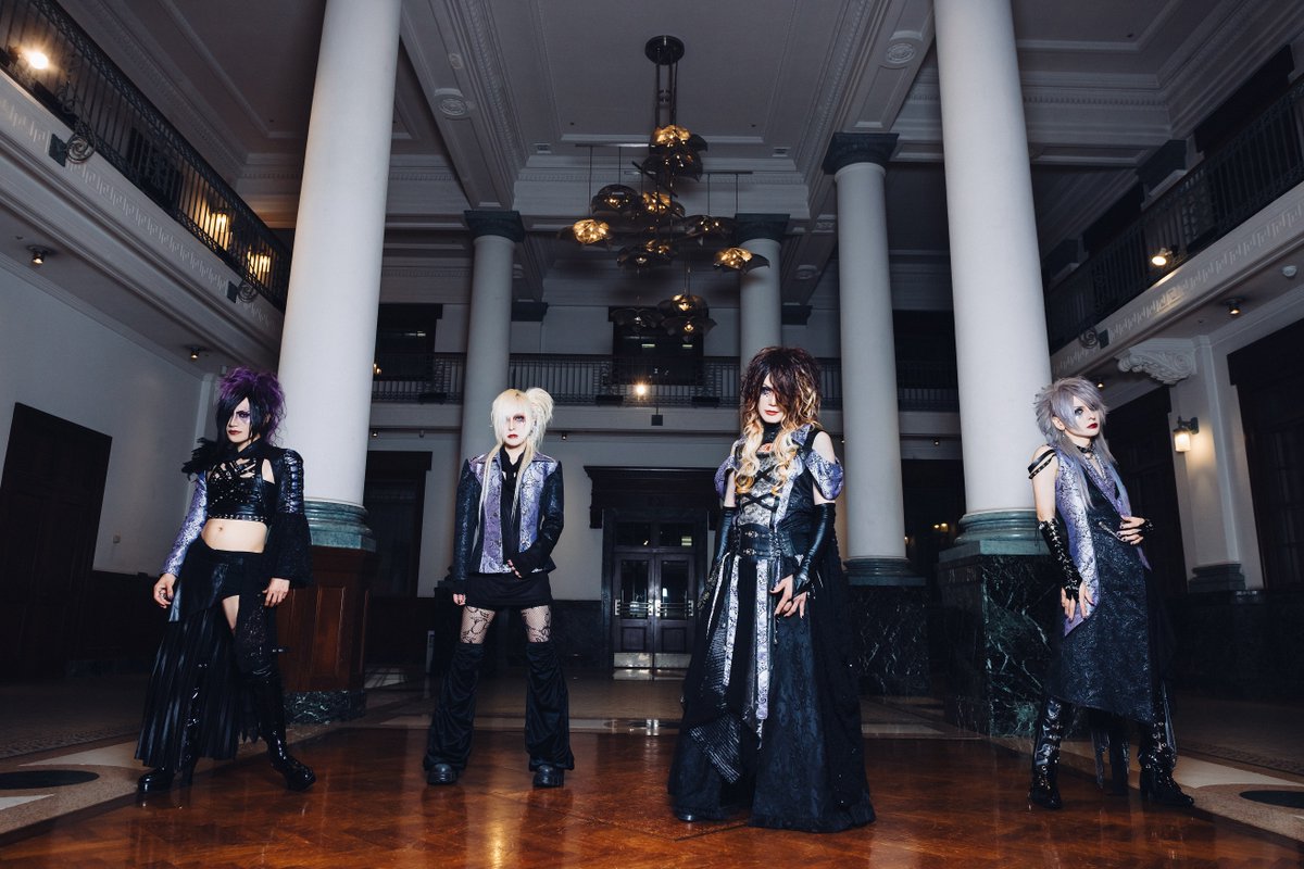 CROSS_CAT's tweet image. 【新規登録】01.28発売 Zeke Deux(ジーク・デュー)/『2025.08.28 Shibuya clubasia TOUR FINAL ONEMAN Regeneration of Destiny』x.gd/HpBJL

2025年8月28日渋谷clubasiaで行われたライブの模様をDVDでリリース決定！