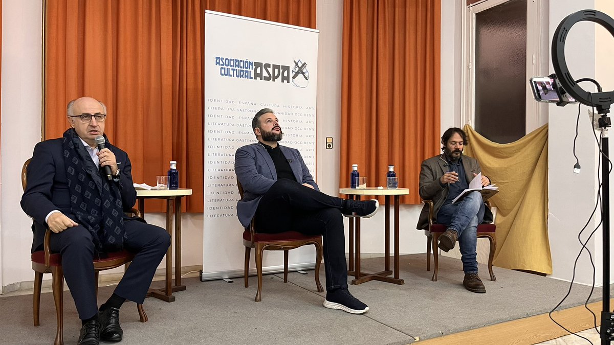 CarlosPazC2021's tweet image. La inmigración ha sido ideada, sufragada y justificada por las élites mundialistas, siendo secundada por izquierdas y derechas. No pudiéndose ocultar ya sus dramáticas consecuencias, nos dicen ahora que lo van a solucionar pero lo que en verdad desean es seguir confundiéndonos.