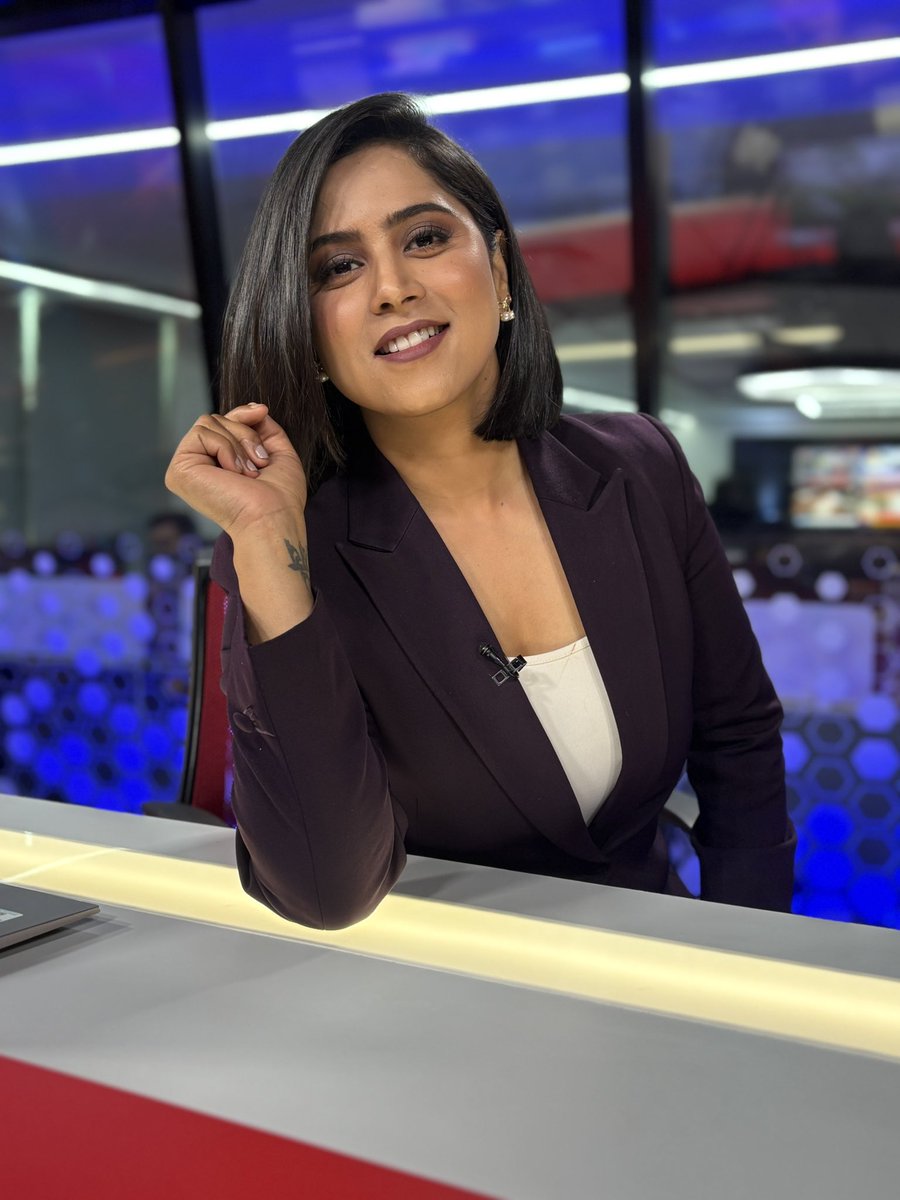 anchorpooja's tweet image. Hello 
#sundayvibes