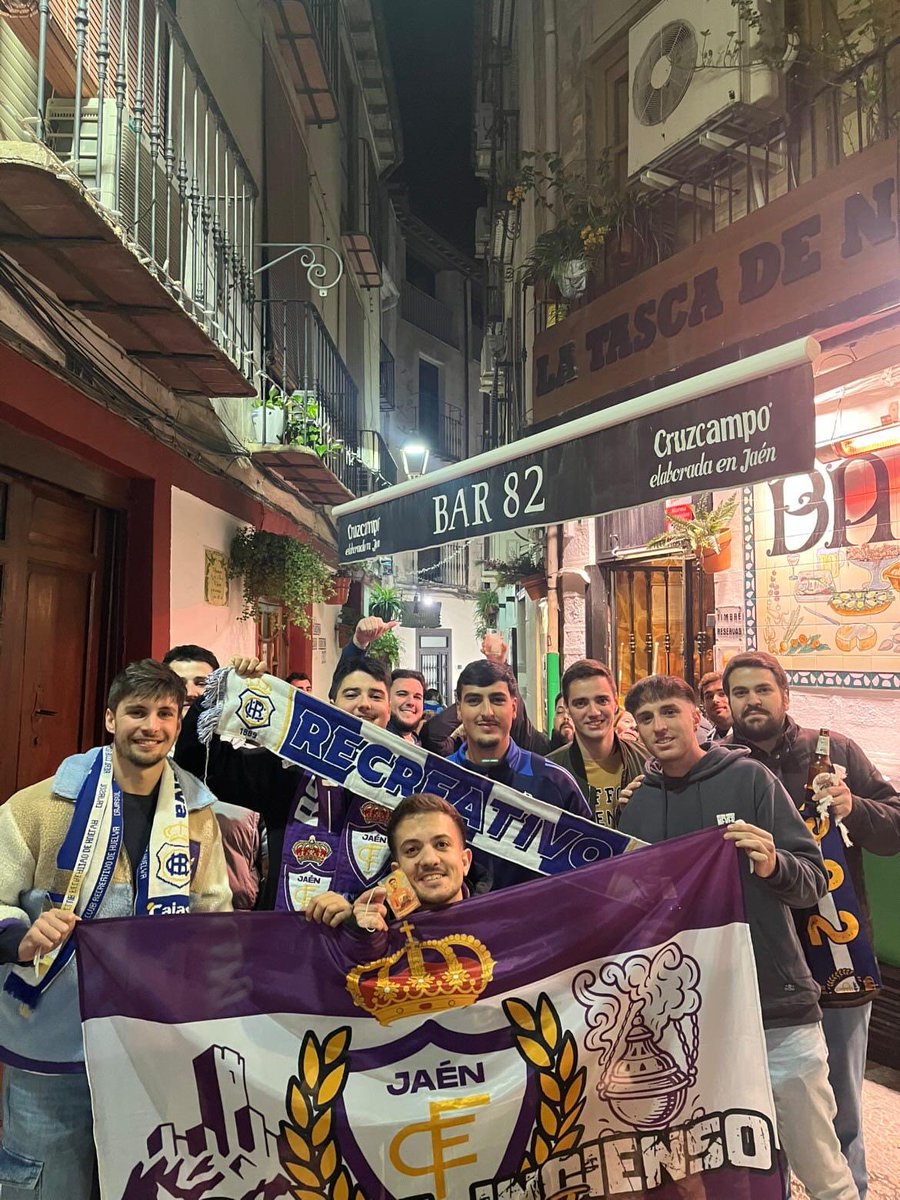 Que nunca se olvide que el fútbol es esto precisamente. Conocer otros lugares de España, fomentar el turismo de tu país, conocer nuevas amistades y ver diferentes estadios de todo el territorio nacional.

FÚTBOL.

☝🏻Hoy se ven dos históricos: <a href="/RealJaenCF/">Real Jaén C.F.</a> y <a href="/recreoficial/">RC Recreativo de Huelva</a>