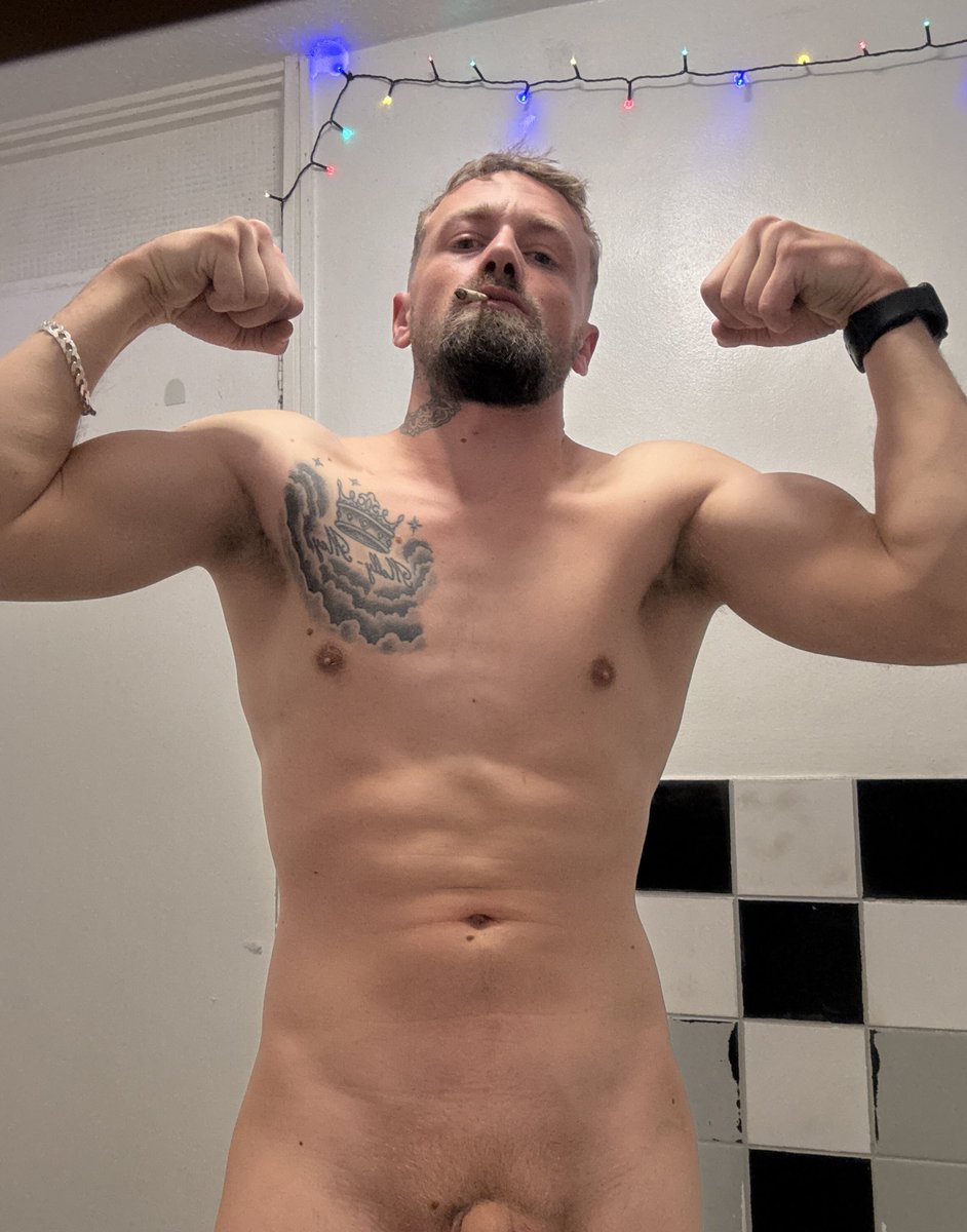 Mαster Sean ♛ tweet media