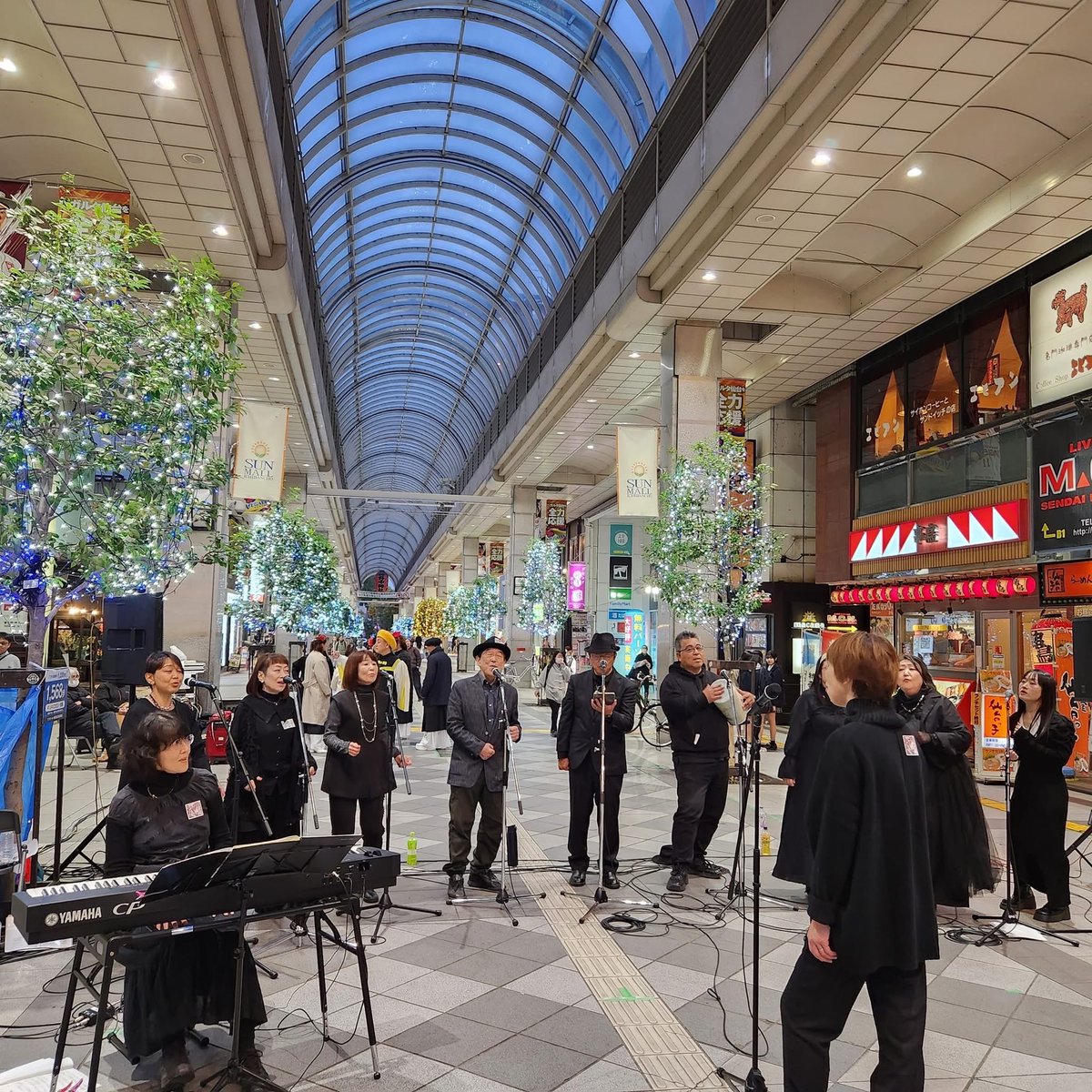 明日はゴスペルを歌います🎶
午後1時30分から、大曲駅ふれあい広場にて、入場無料です！お気軽にお越しください🩷

#ゴスペル #ゴスペルコンサート #クリスマスソング #ハスキーボイス #大曲駅 #田舎暮らしの素敵