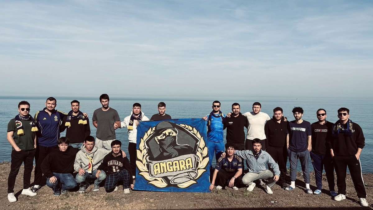 sevmesini bilene,Fenerbahçe her yerde 
📍53