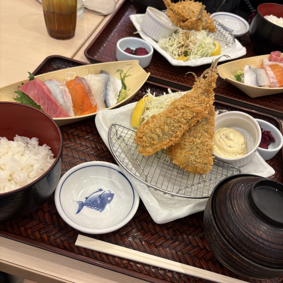 詩会クレプスカ@5/4文フリ い-33、34 tweet media