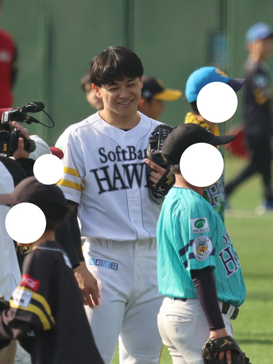 __sbh32ty's tweet image. 髪型ｶﾜｲくなってた💇🏻‍♂️⭐️

 #sbhakws  #谷川原健太 選手 #ベースボールキッズ