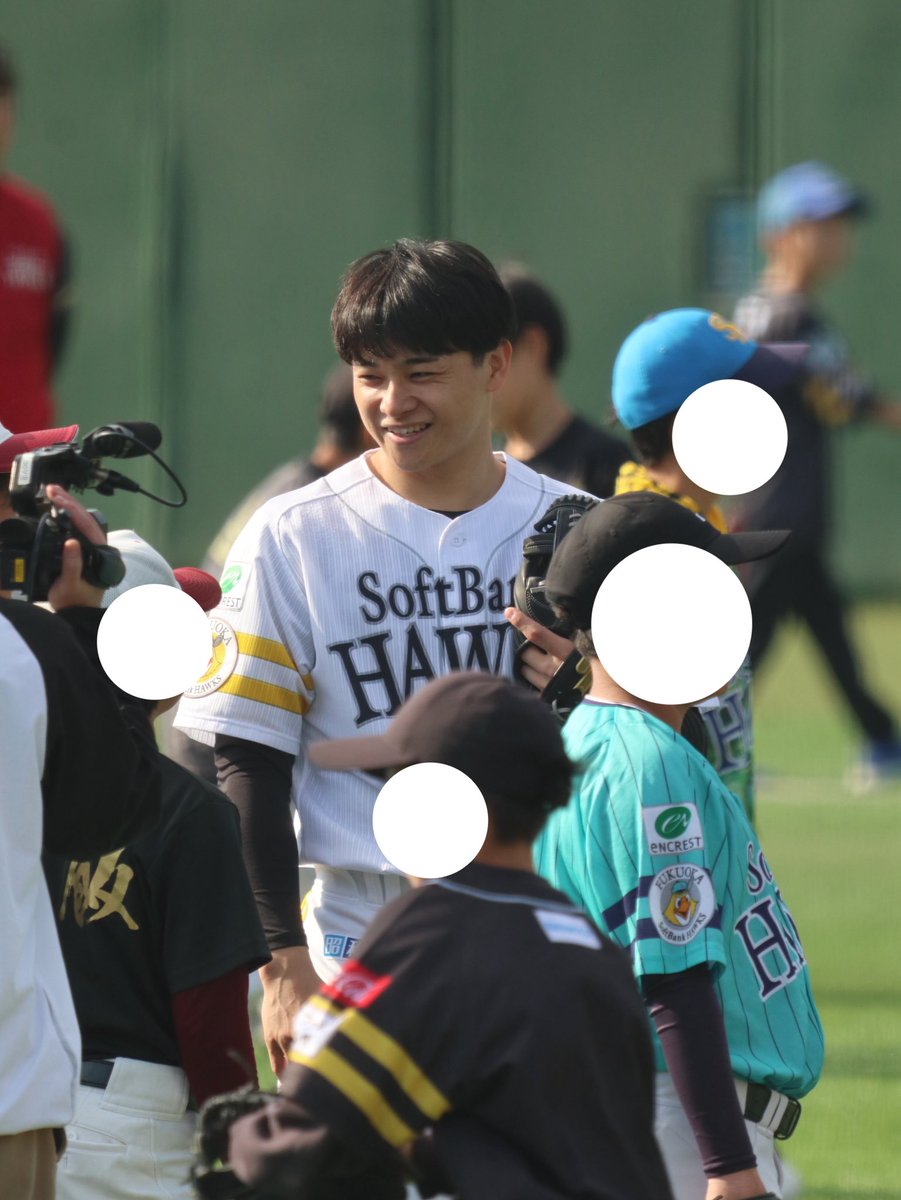 __sbh32ty's tweet image. 髪型ｶﾜｲくなってた💇🏻‍♂️⭐️

 #sbhakws  #谷川原健太 選手 #ベースボールキッズ