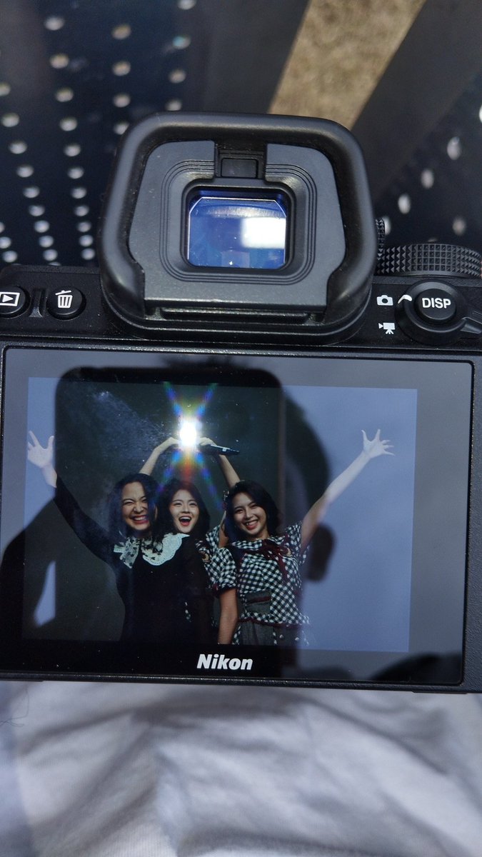 Preview
<a href="/bearnotber/">bernadya</a> with <a href="/officialJKT48/">JKT48</a> 

At Nu HighSchoolFest | 23/11/ 25