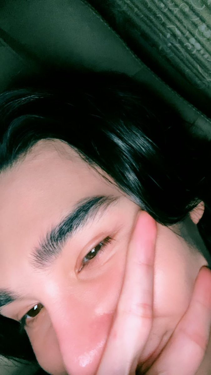 BUNN13B000's tweet image. Goomornin mooties :3 Have these very drunken selfies I apparently took last night. Anyways, I'm up and I'm very sicky and hungover so slow replies all day. Anyways I hope y'all have an amazing day. Ily all &amp;lt;3