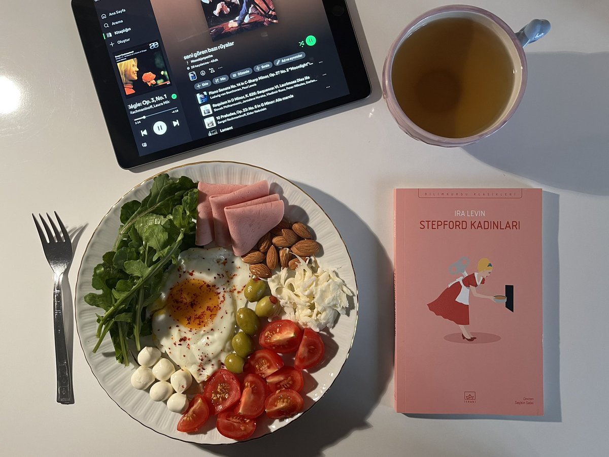 pazar kahvaltısı ve yeni kitabım✨