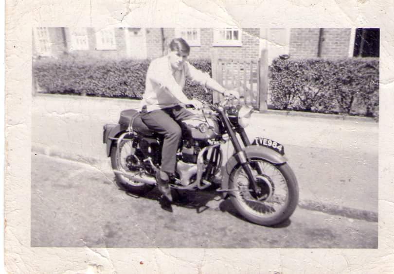 chadsan41's tweet photo. @classicbikeshow @TykeSteve Dad proudly showing of his BSA ,bike is still about ,sadly Dad passed away in 1990. We always said we would try and track the bike down so he could perhaps have another pic done. https://t.co/iTMpBBCMfQ