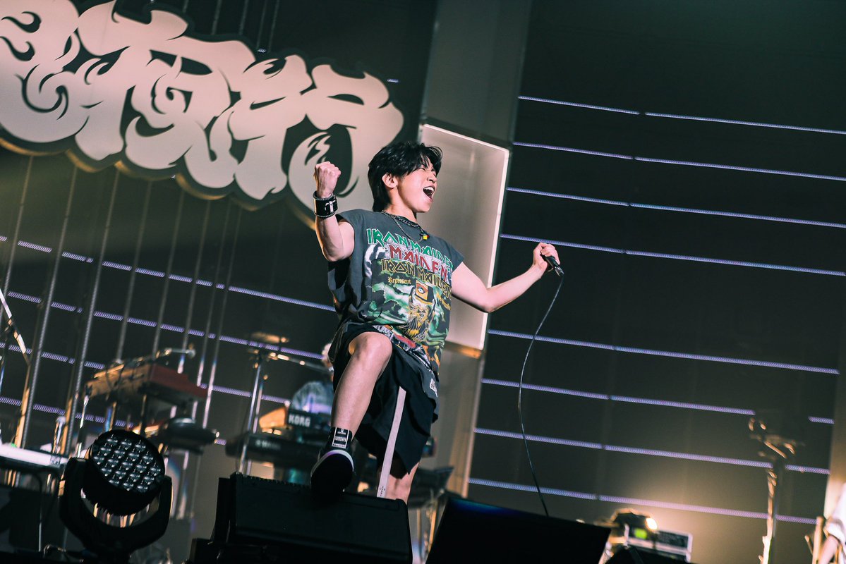 Gero2525's tweet image. 早くライブやりたい。

大きなステージにいけるだけ行きたい。
でもライブハウスでもやりたい。

もっともっと夢を叶えたい。

大阪城ホール
横浜アリーナ
さいたまスーパーアリーナ

命は短い。
やるしかない。