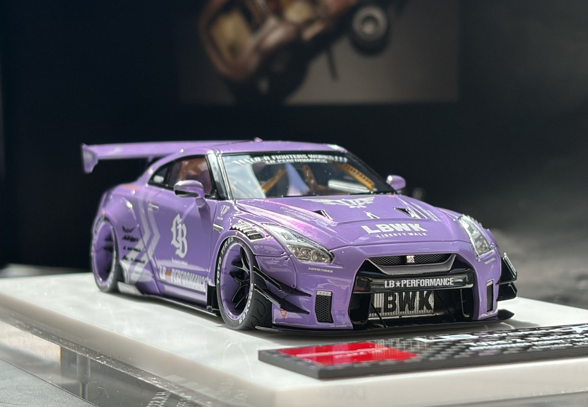 cshenry38's tweet photo. Makeup Eidolon LB Works R35 GT-R Type 2 Racing Spec Pearl Purple Autostrada Hobby  #Makeup #Eidolon #AutostradaHobby https://t.co/WkB8Q53vXB