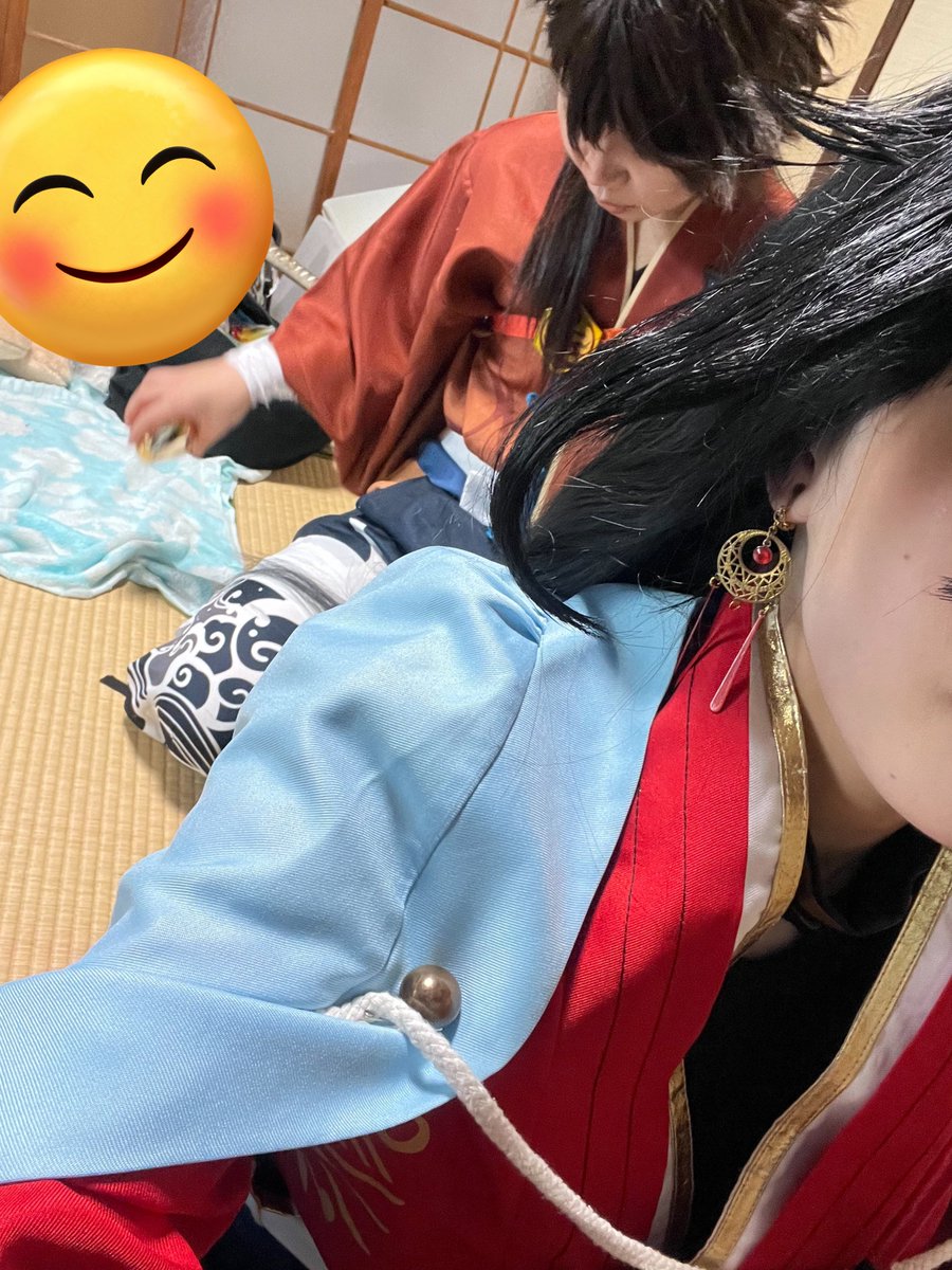 そして毎年恒例の生存組✌
今日もかっこいいなぁ〜ずっと顔見てはかっこいい言ってた
主と大変イチャイチャしてたなぁ(後方父親面)
そして本日もひたすらお御髪とかしてました😌
だってそこに兼さんがいるから…(by内なる脇差H)

#ねむねむハッピー本丸2025