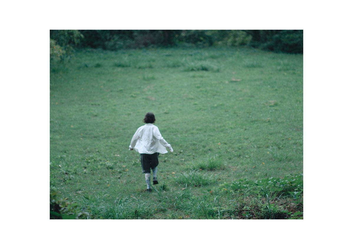 kenichi0511's tweet image. 11/24コミティア154、う17a-18a 東東京京さんのブースにて「いるところ」というzineを販売します。
園凛さんに写っていただきました。
東東京京、サワイ×fracoco、スドウ、スペースの作品も販売されるそうです。