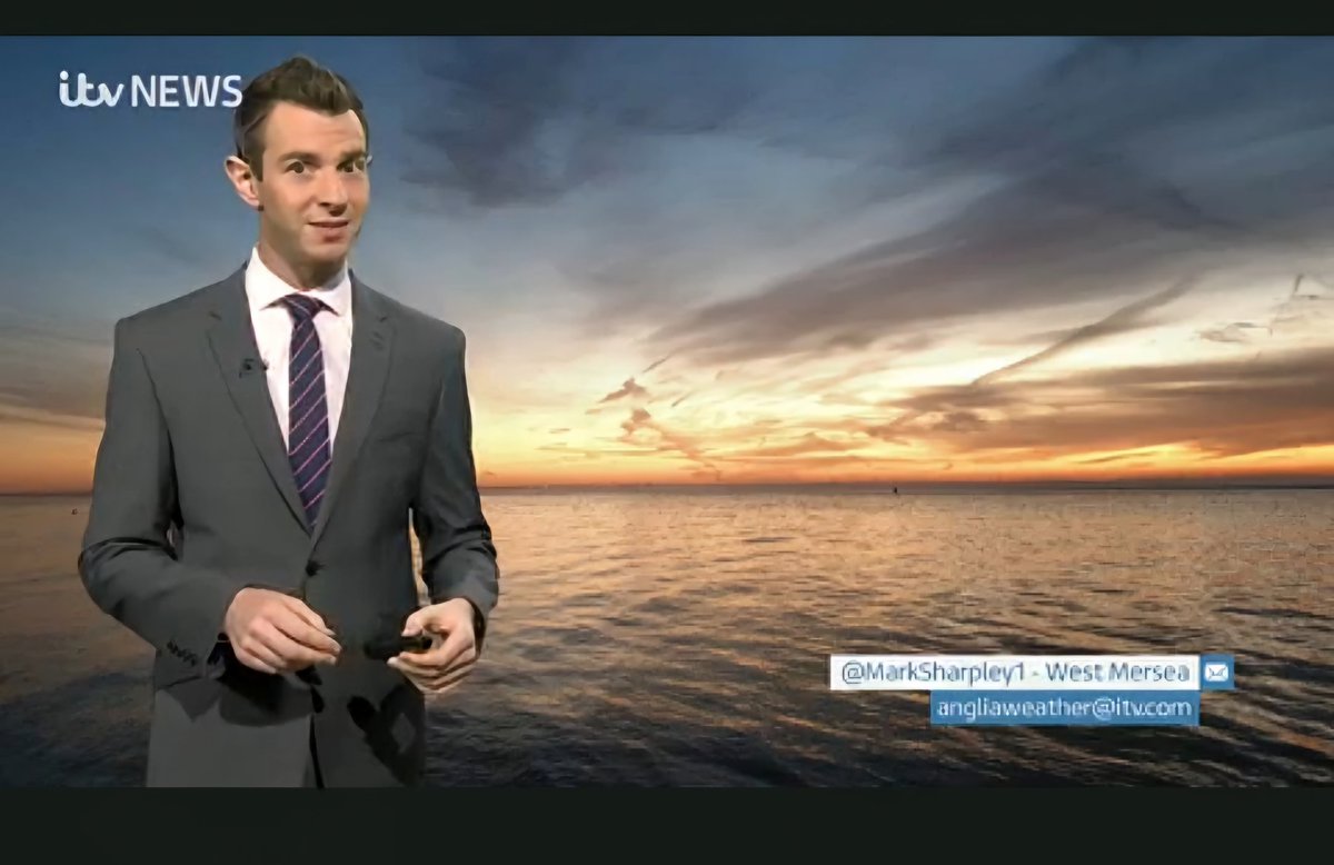 So here it is, the picture that sparked off the TV appearances, 5 years ago today, on <a href="/itvanglia/">ITV News Anglia</a> with <a href="/ChrisPage90/">Chris Page - Weatherman</a> and <a href="/WeatherAisling/">Aisling Creevey</a> being big advocates of the photo work. Old but gold indeed