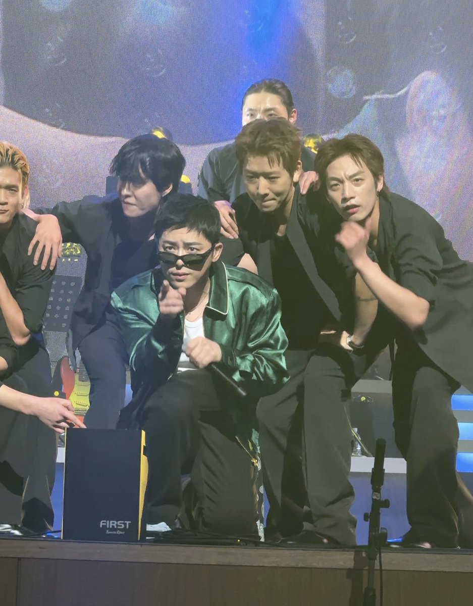 cjs_jojeol1226's tweet photo. 오늘은썬구리장착 https://t.co/N9sKsKfV5V