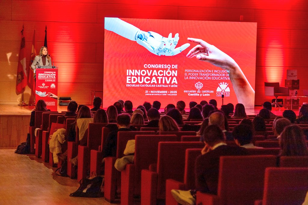 IsmaelEducamos's tweet photo. 🎒 Un año más, @EducamosES y @SM_Espana estuvimos presentes en el Congreso de @escacyl en las @Cortes_CYL.
🧑‍🏫Porque no hay innovacion ni metodología que sustituya la pasión y capacidad de transformar de los docentes.
🚸 #CongresodeInnovaciónEducativa https://t.co/VgzImle9kE