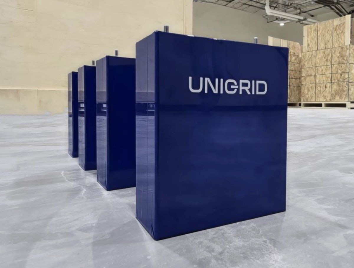 pvmagazine's tweet image. US startup Unigrid adopts contract manufacturing model for batteries: Unigrid is pursuing a contract manufacturing strategy for its sodium-ion batteries, drawing on semiconductor foundry practices to shorten… dlvr.it/TPQPtD #Photovoltaics #EnergyStorage #RenewableEnergy