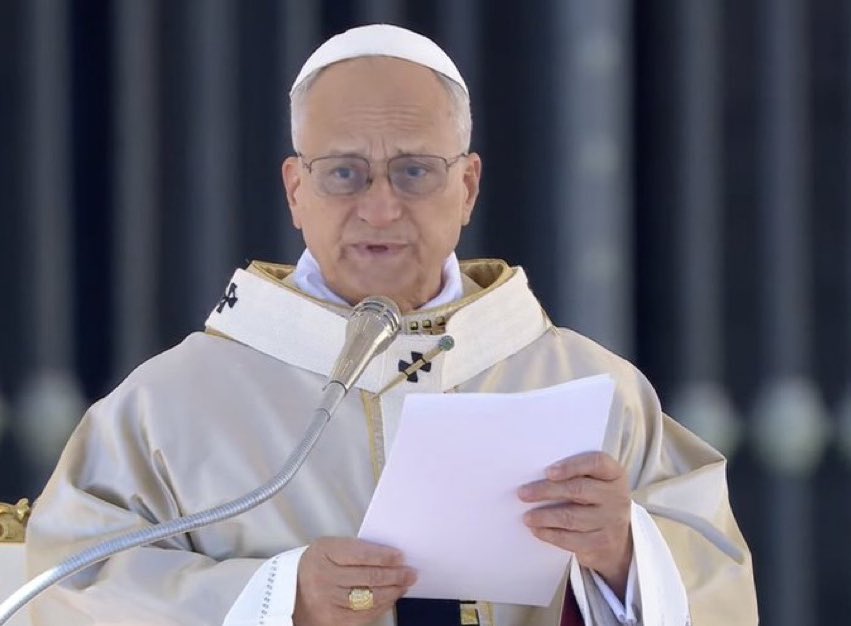 evaenlaradio's tweet image. “Sean signo elocuente de la oración de la Iglesia, que expresa su amor a Dios por medio de la belleza de la música. Que su vida espiritual esté siempre a la altura del servicio que realizan, y así expresen auténticamente la gracia de la liturgia”

#Jubileodeloscoros 
#Vaticano