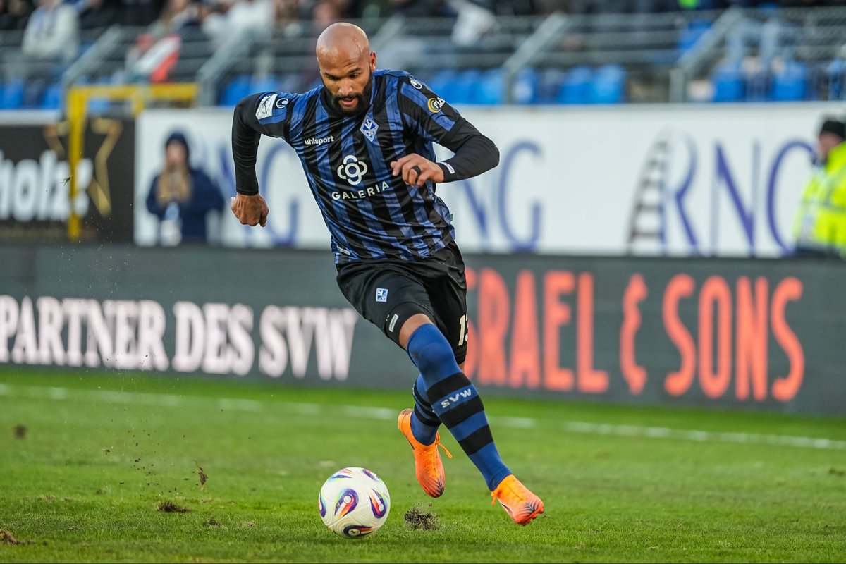 Heimsieg, getroffen und mit den Kindern eingelaufen. Erinnerungen, die bleiben werden 🖤 <a href="/svw07/">SV Waldhof Mannheim 07</a>