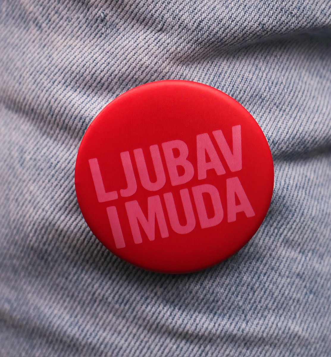 CallMeTheFixer's tweet image. Najjači bedž sa protesta! 💪🏻