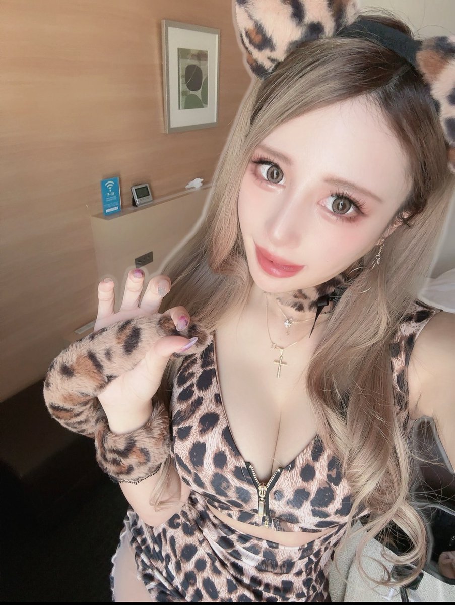 Post by あやじゃん🀄 on X: おはにゃん🐯