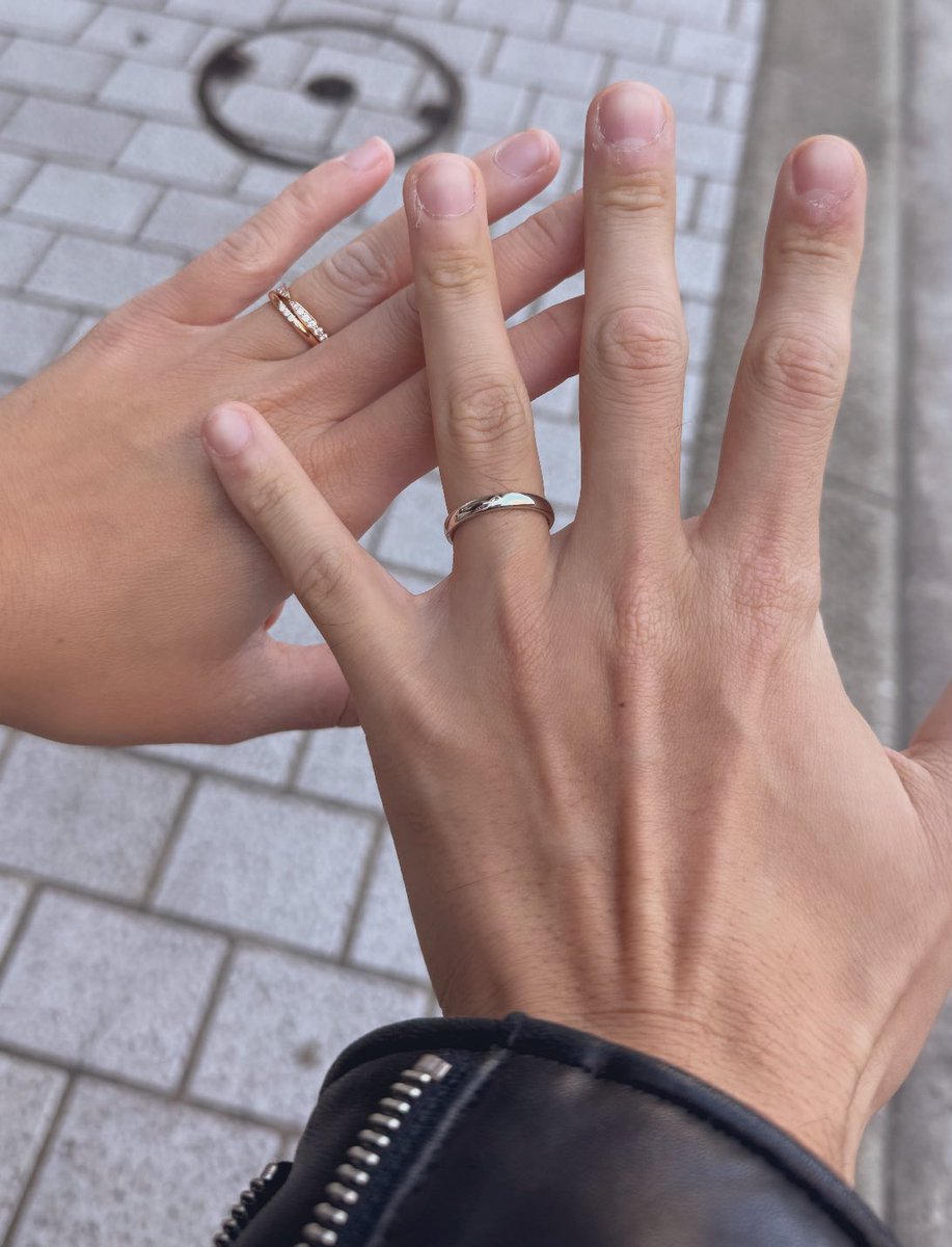 udon_esp's tweet photo. 入籍しました💍

#良い夫妻の日 https://t.co/UgOTyv0uez