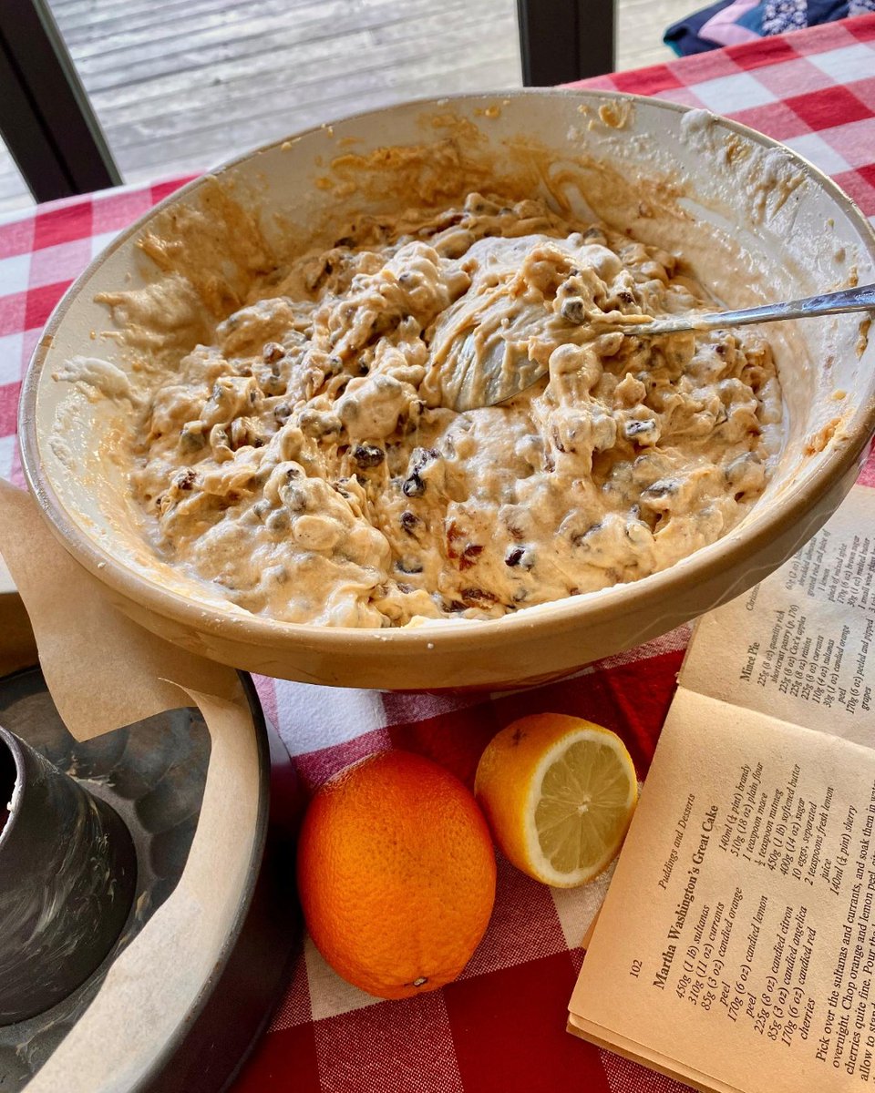 Today is Stir-up Sunday - the day people traditionally make Christmas puddings.

The name comes from the collect for the day in the Book of Common Prayer: “Stir up, we beseech thee, O Lord, the wills of thy faithful people...”

Are you making a pudding today?

📷: Anna McCrum