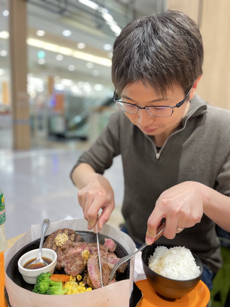 PPGZ_DBAC's tweet image. 合同練習終了しました！
貴重な休日の2日間を貸切で使わせていただき本当にありがとうございました！
今回の練習で得られた課題や収穫を持ち帰って本番までにしっかり仕上げていきます！！
と、過酷な練習メニューをやりきって肉を幸せそうに食べてるじーずさんも言っています