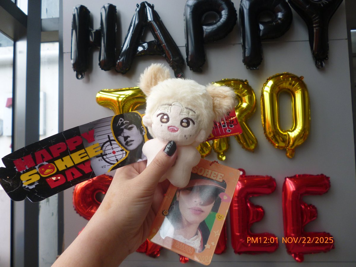 antonyoee's tweet photo. Last? briize shenanigans of the year 🥹 Thank you @bornforriize @LEESOHEEPH, and @Project4RIIZE !! 🧡🧡🧡

#BackTo252 #MostWanted_Sohee #MostWanted_Shotaro @RIIZE_official https://t.co/hq9OBGvVem